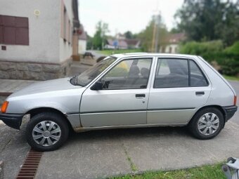 Peugeot 205 - 2