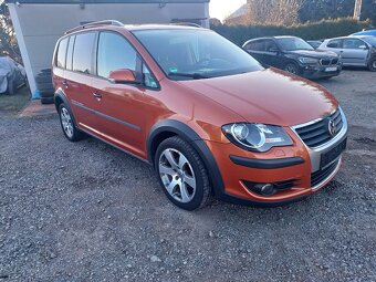 VW TOURAN CROSS 2.0TDI, 6 rychl., ALU, 191.000KM, FACELIFT - 2