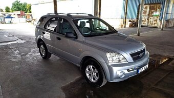 kia sorento 2.5 crdi. 4x4 ( velmi pekny stav ) - 2
