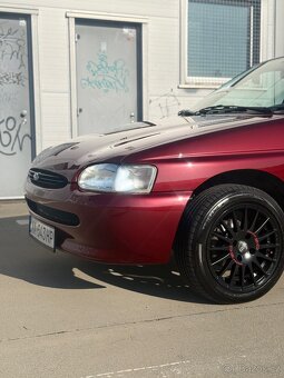 Ford escort 1.3i benzin ,ročník 1997 - 2