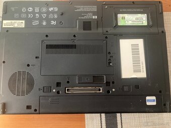 RZV: pekny 17" notebook pro Win XP - HP Compaq NX9420 - 2