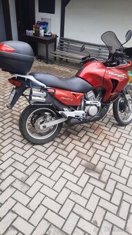 Honda Transalp 650 - 2