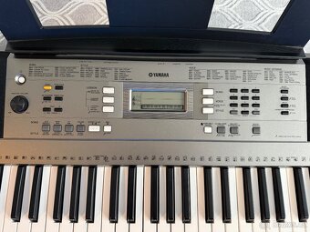 YAMAHA PSR E353 - 2
