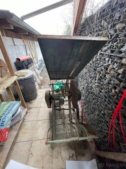 Cirkularka s kolebkou - 2