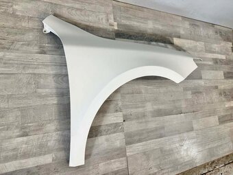 ŠKODA SUPERB 2 FACELIFT - blatník PP - LF9E - 3T0821162A - 2