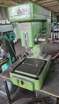 TOS Vrtačka stojanová stolní V 10 - až 6000ot/min - 2