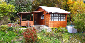 Kladno - prodej chaty s ev.č. s rozlehlou zahradou 845m2 - 2