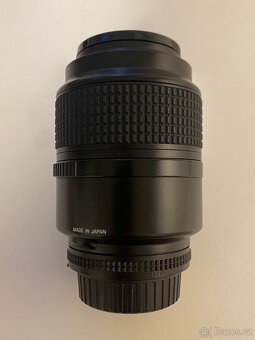 Nikon AF Micro Nikkor 105mm f/2.8 - 2