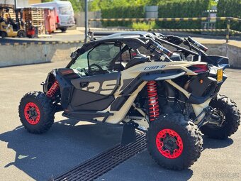 CAN-AM Maverick XRS TURBO RR - 2