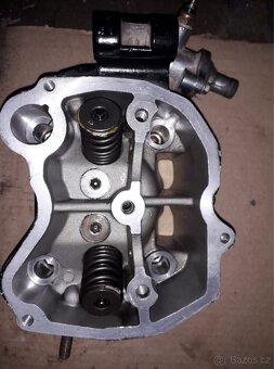 Shineray 250 stixe hlava - 2