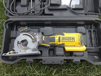 Pila zanořovací Stanley - 2