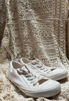 Nenošené dámské boty - 2