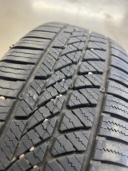 2x celoroční pneu 205/60 R16 - 2