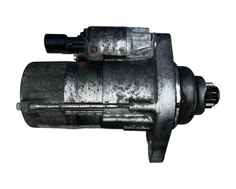 Startér 02Z911023H VW Golf 5 hatchback r.v. 2009 - 2