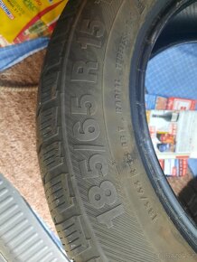 Prodám zimní pneu R15 Barum - 2