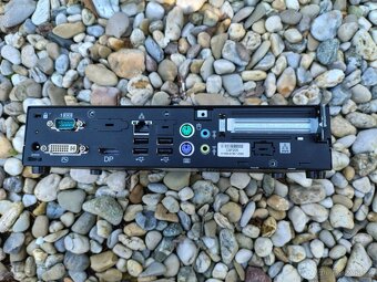PC Esprimo A525L - 2