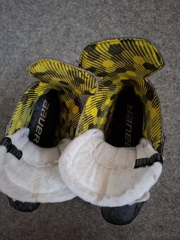 Hokejové Brusle Bauer Supreme M3 SR vel. 7 - 2