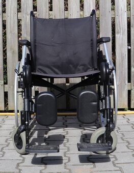 007-Mechanický invalidní vozík Meyra. - 2