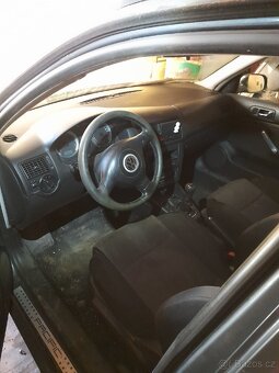 Nahradni dily VW Golf IV combi - 2