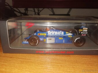 F1 Osella FA1G #24 Piercarlo Ghinzani 1985 Spark 1:43 - 2