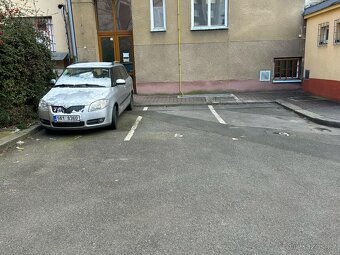 Pronájem parkovacího místa, Praha 10 Vršovice - 2