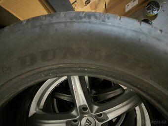 Letní pneu 235/55 R17 - 2