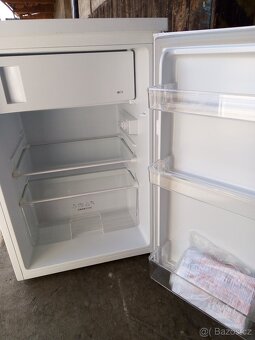 Lednička s mrazakem Gorenije NOVÁ ( vyška 85 cm ) - 2
