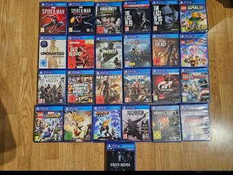 Prodám PS4 Pro (1TB) + 25 her na discích + 3 ovladače – TOP - 2