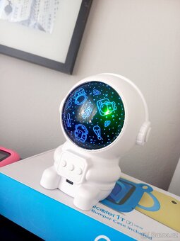 Astronaut lampicka projektor noční oblohy - 2