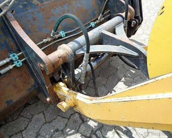 Nakladač Komatsu prodám - 2