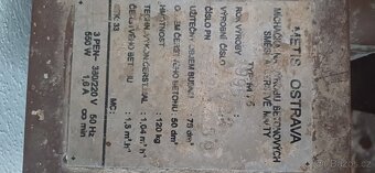 Stavebni michacka na beton - 2