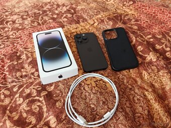 Apple iPhone 14 Pro - 2