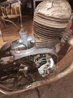 Motor Jawa 250 353 - 2
