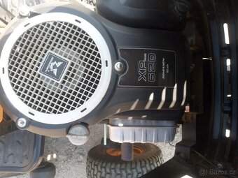 Prodám zahradní traktor Partner hydrostat - Třeboň - 2