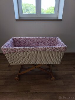 Pojízdný košík/postýlka - 2