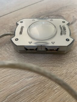 USB rozbočovač - 2