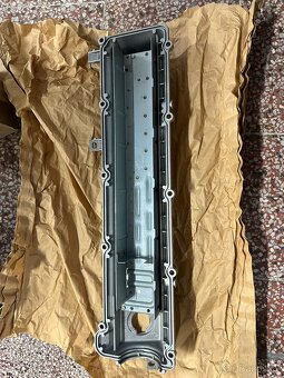 Nové ventilové víko BMW E36 E34 - 525TDS - 2