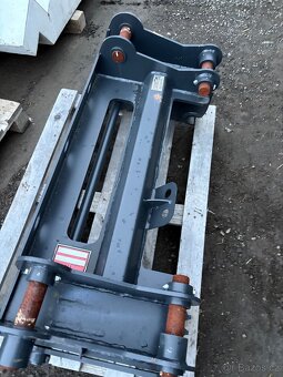 Rychloupinák na nakladače - 2