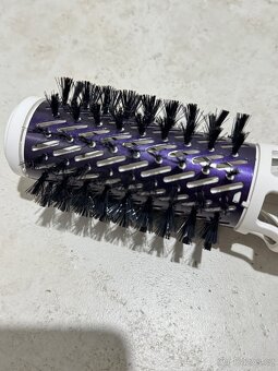 Prodám kulmofén Rowenta CF9530F0 Brush Activ - 2