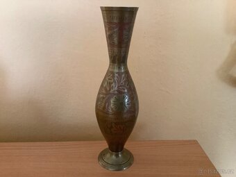 Mosazná váza - 2