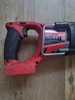 Milwaukee šavlová pila M18 CSX - 2