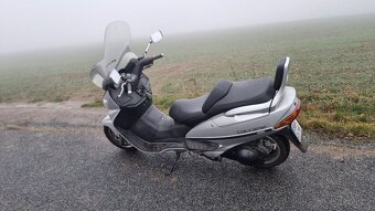 Suzuki burgman 400 - 2