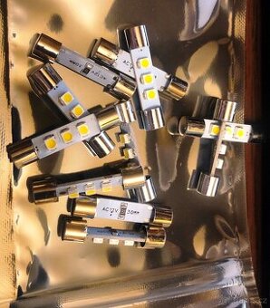 Žárovka: LED 12VDC 30x6.35 Technics Pioneer Kenwood Sans - 2