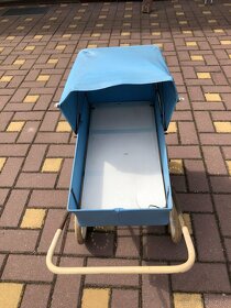 Starý dětský kočárek - 2