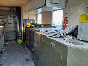 Skříňova nástavba, dílna V3S - 2