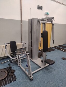 Posilovací stroj - 2
