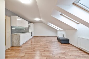 Byt 1+kk v centru Tábora - 2