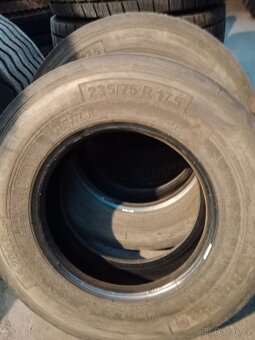 Barum 235/75r17,5 - 2