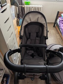 Egg 2 kočárek + příslušenství jurrasic Grey limitovaná edice - 2