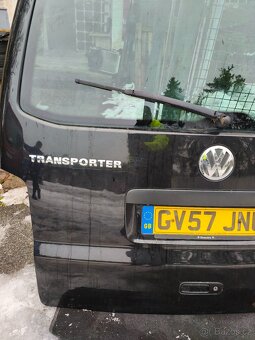 VW T5 Multivan, transportér  - páté dveře , víko kufru - 2